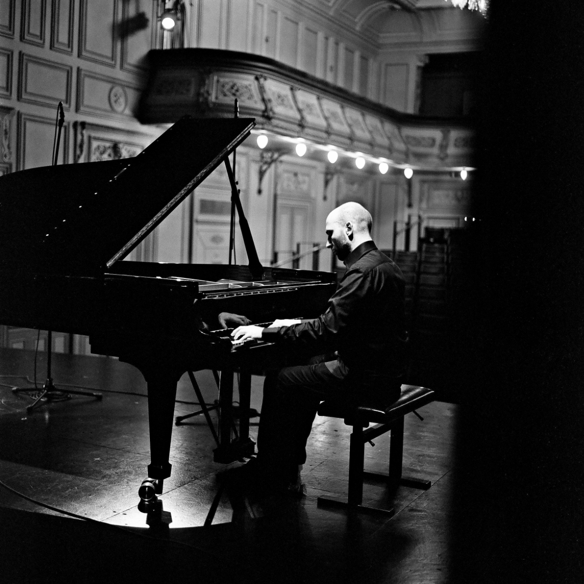 Johann Bourquenez at piano